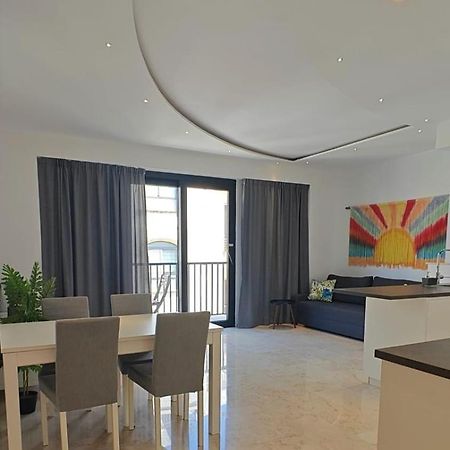 Luxury Garden View At Spinola Bay St Julians Apartment Saint Julian's Bagian luar foto