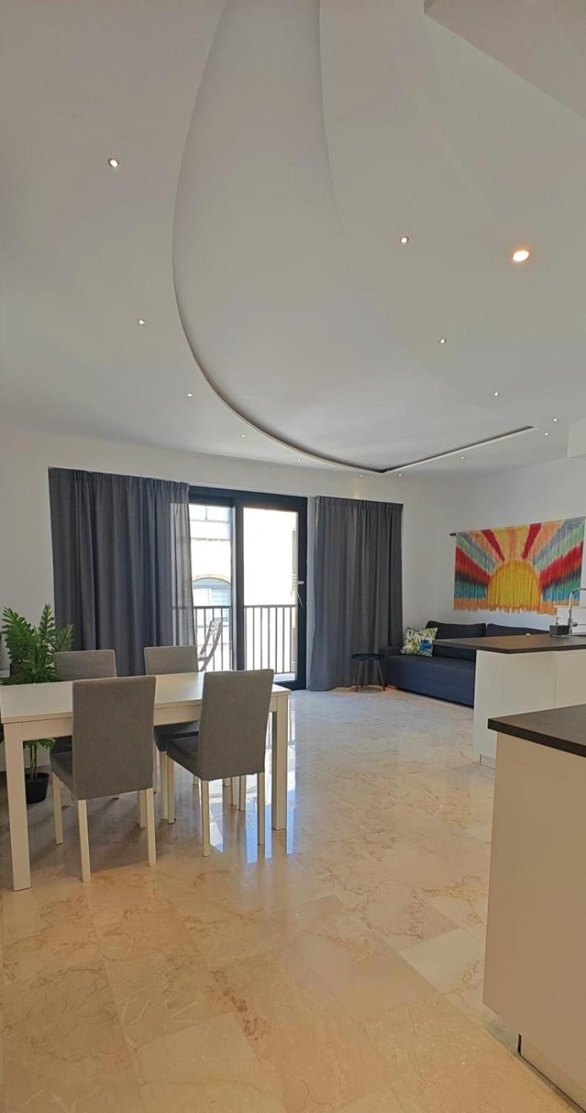 Luxury Garden View At Spinola Bay St Julians Apartment Saint Julian's Bagian luar foto